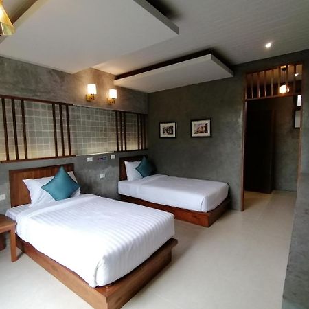 Jr Place Klong Muang Beach Εξωτερικό φωτογραφία