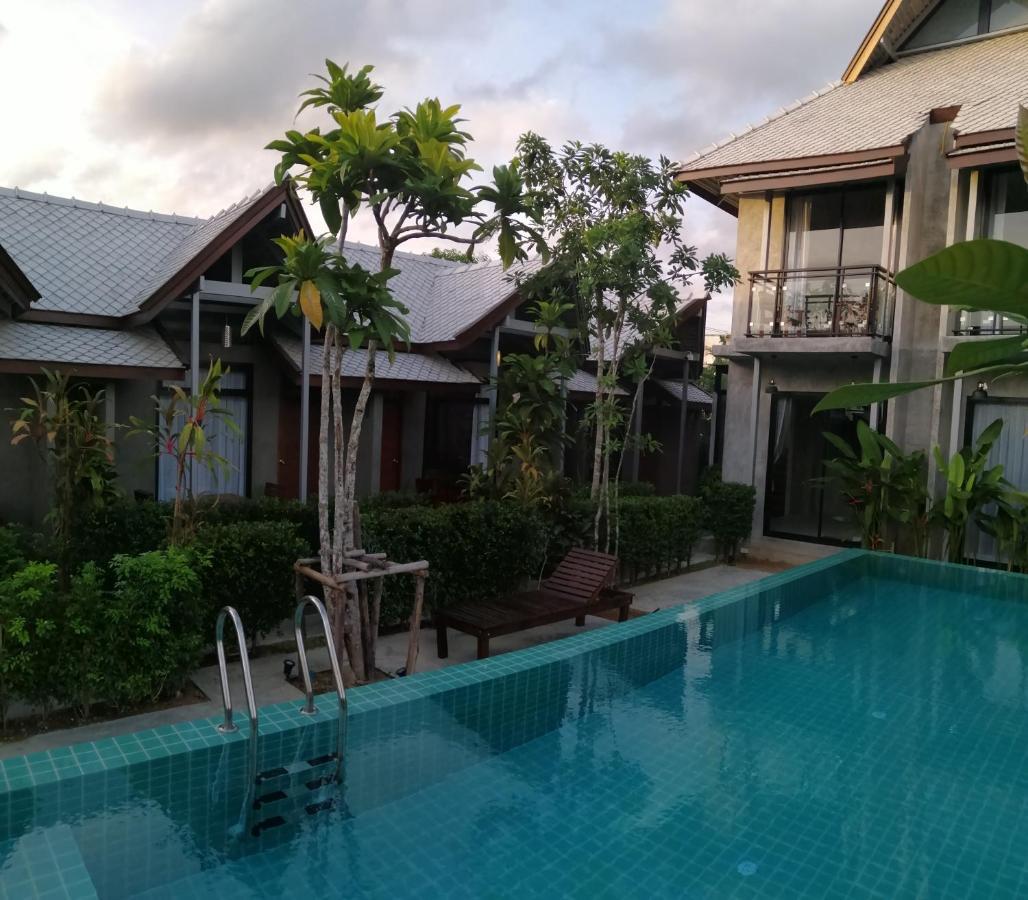 Jr Place Klong Muang Beach Εξωτερικό φωτογραφία