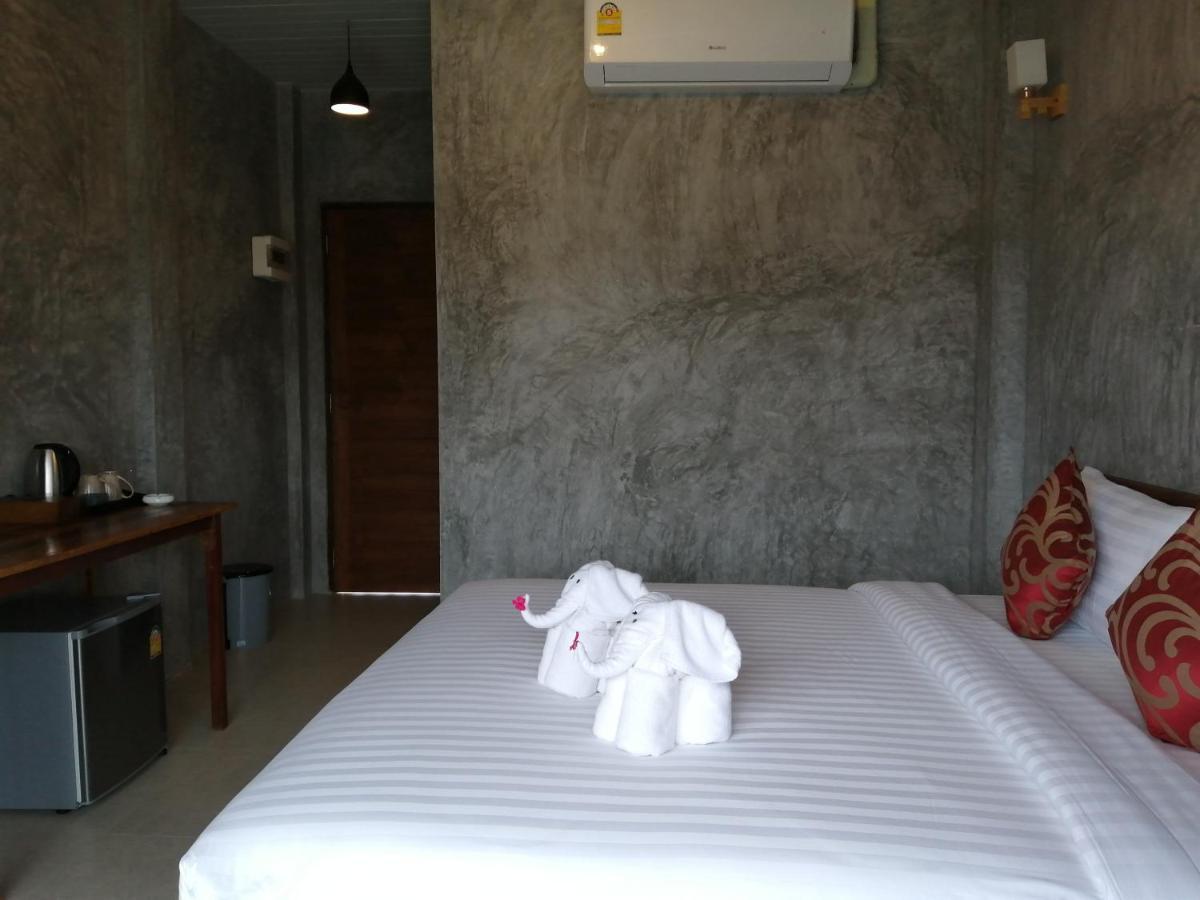 Jr Place Klong Muang Beach Εξωτερικό φωτογραφία